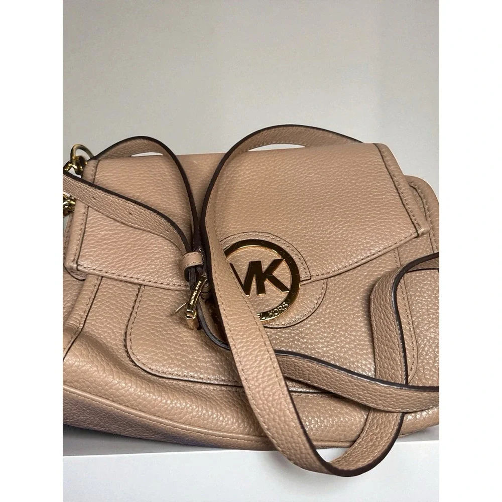Michael Kors Crossbody Shoulder Bag Taupe Pebbled Leather Lk Nw